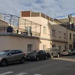 Loc Trotteur Le Pivoine Studio Grand Confort, Gare Sncf De Lourdes
