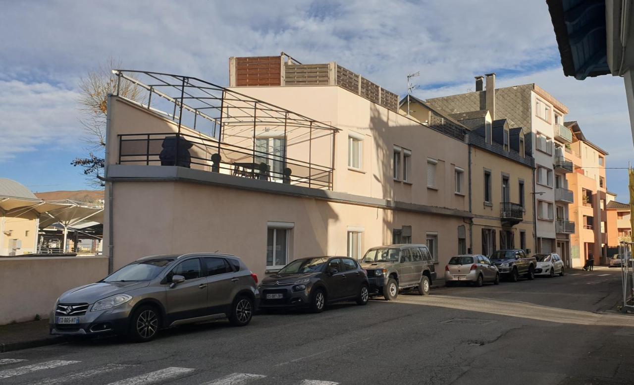 Loc Trotteur Le Pivoine Grand Confort, Gare Sncf De * Lourdes